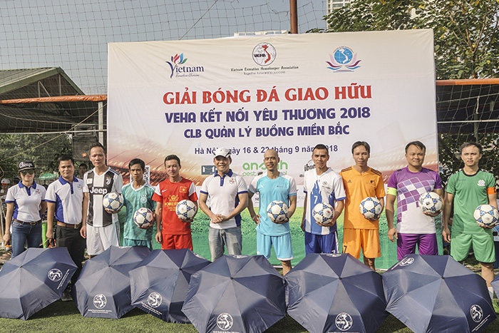 AN SINH FC giành chức vô địch giải bóng đá VEHA – Kết nối yêu thương 2018